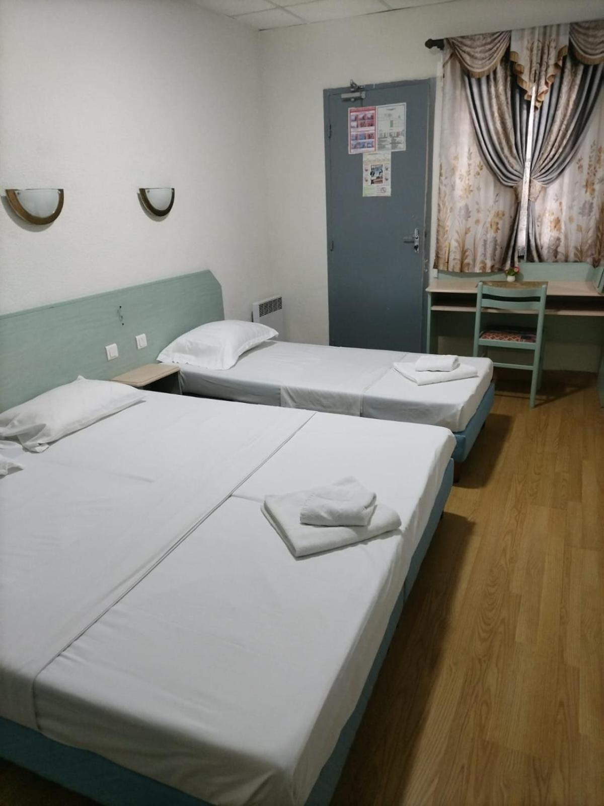 Hotel Saint Jean Baptiste Lourdes Zewnętrze zdjęcie