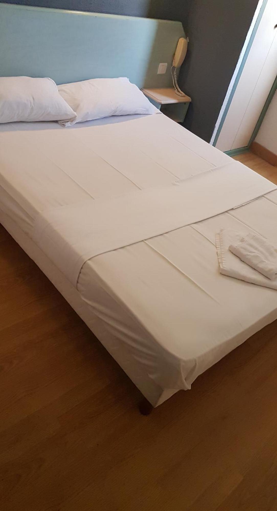 Hotel Saint Jean Baptiste Lourdes Zewnętrze zdjęcie