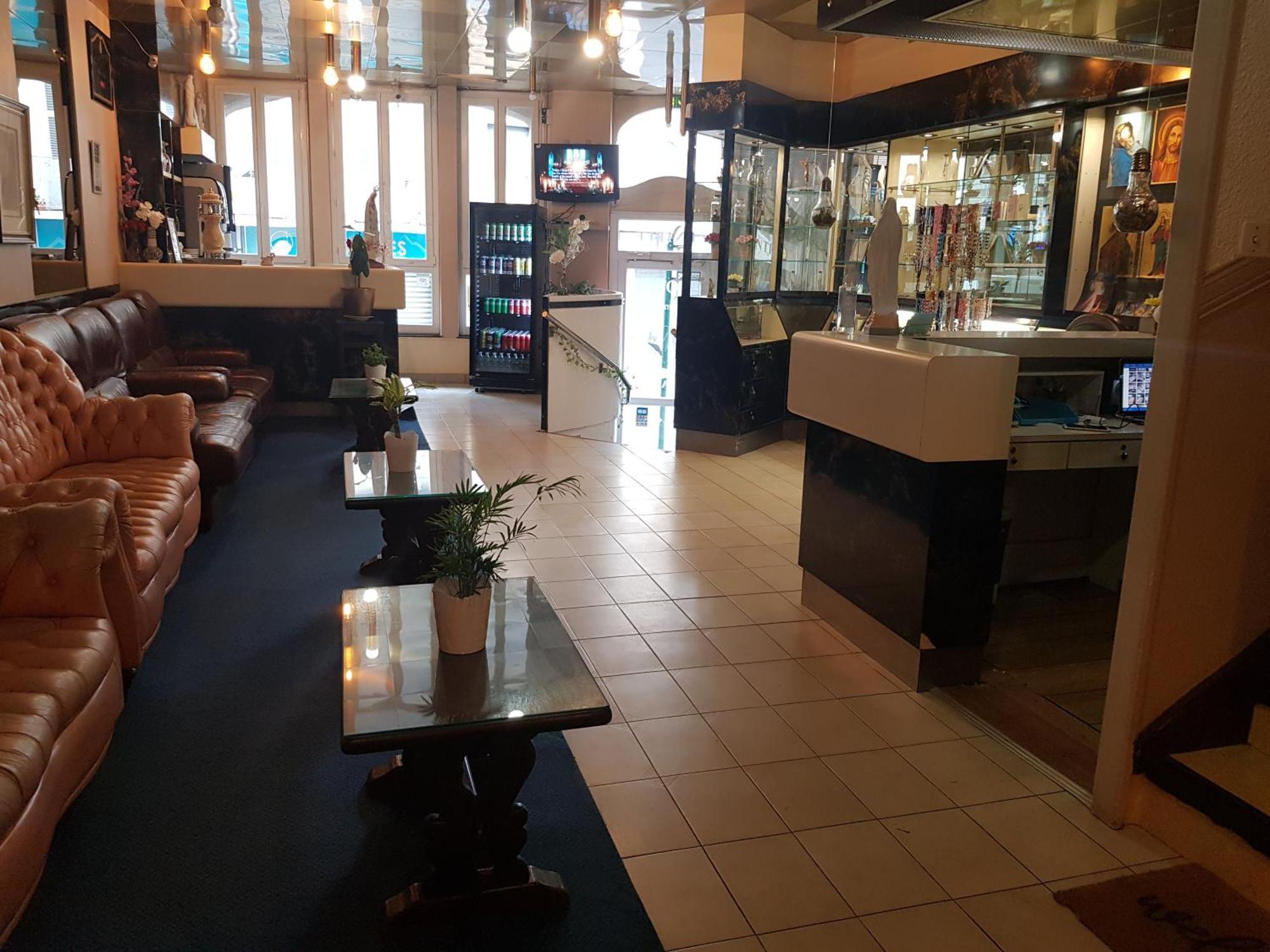 Hotel Saint Jean Baptiste Lourdes Zewnętrze zdjęcie