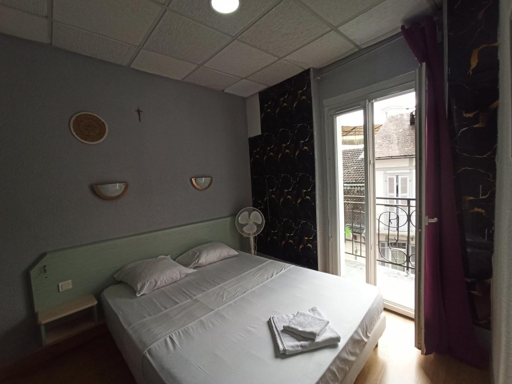 Hotel Saint Jean Baptiste Lourdes Zewnętrze zdjęcie